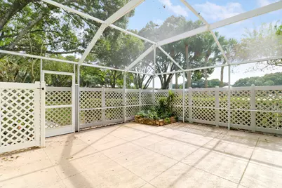 1903 Stratford Way, West Palm Beach, FL 33409 - Photo 8