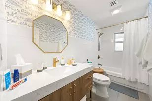 1096 SW 27th Ave, Boynton Beach, FL 33426 - Photo 10