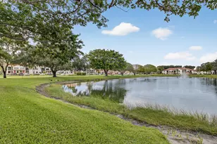 9777 Sills Dr E, Boynton Beach, FL 33437 - Photo 32