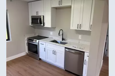133 SE 13th Avenue, Unit #B, Boynton Beach, FL 33435 - Photo 4
