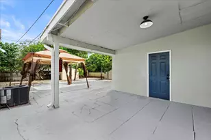 424 N B St, Lake Worth Beach, FL 33460 - Photo 24