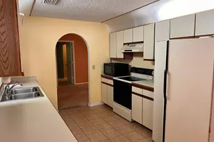 2661 SE Osage Ave, Port Saint Lucie, FL 34952 - Photo 10