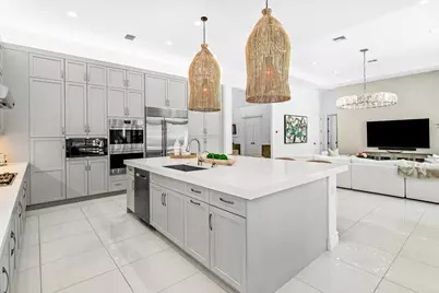 9594 Vescovato Way, Boca Raton, FL 33496 - Photo 14