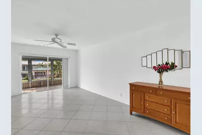 300 NE 20th Street, Unit #411, Boca Raton, FL 33431 - Photo 12