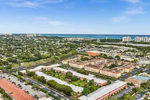 300 NE 20th St, Boca Raton, FL 33431 - Photo 40