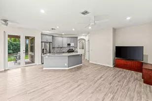 21256 Via Fiore, Boca Raton, FL 33433 - Photo 14