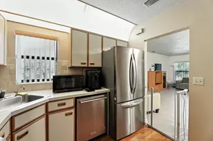 2881 Carambola Cir S, Coconut Creek, FL 33066 - Photo 8