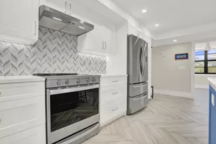 911 Ocean Dr, Juno Beach, FL 33408 - Photo 6