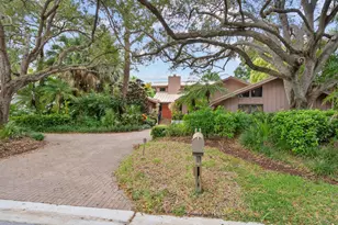 5011 SE Burning Tree Cir, Stuart, FL 34997 - Photo 4