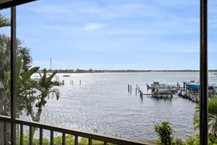 415 NW North River Dr, Stuart, FL 34994 - Photo 32