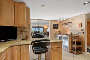 415 NW North River Dr, Stuart, FL 34994 - Photo 8