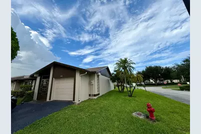 5496 Viburnum Circle, Delray Beach, FL 33484 - Photo 2