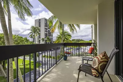 2400 Presidential Way, Unit #306, West Palm Beach, FL 33401 - Photo 16