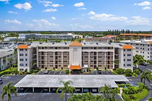 29 Yacht Club Dr, North Palm Beach, FL 33408 - Photo 38