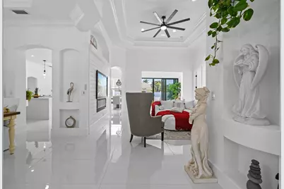 1389 SW Bayshore Boulevard, Port Saint Lucie, FL 34983 - Photo 12