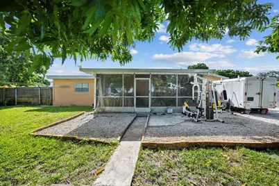 1827 Pinehurst Drive, West Palm Beach, FL 33407 - Photo 16