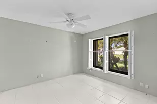 7974 Cloverfield Cir, Boca Raton, FL 33433 - Photo 8