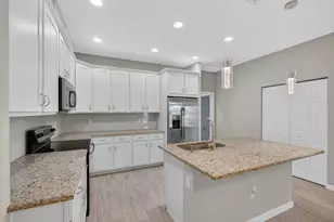 12873 SW Lake Fern Cir, Port Saint Lucie, FL 34987 - Photo 10