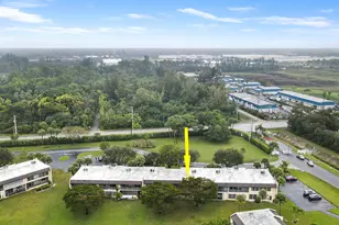 120 Lake Constance Dr, West Palm Beach, FL 33411 - Photo 10