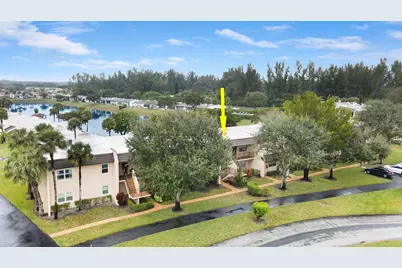120 Lake Constance Drive, West Palm Beach, FL 33411 - Photo 8