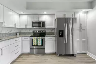 5160 Las Verdes Cir, Delray Beach, FL 33484 - Photo 8