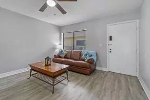 5160 Las Verdes Cir, Delray Beach, FL 33484 - Photo 6