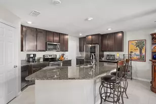 5900 NW Pine Trail Cir, Port Saint Lucie, FL 34983 - Photo 4