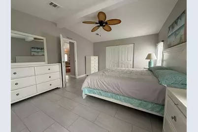6085 Seashore Drive, Atlantis, FL 33462 - Photo 12