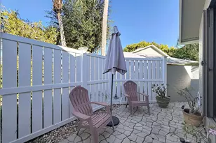 6796 SE Yorktown Dr, Hobe Sound, FL 33455 - Photo 8