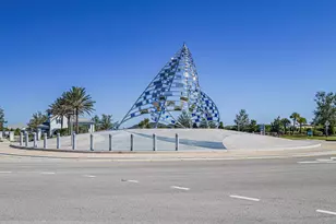 781 SE Courances Dr, Port Saint Lucie, FL 34984 - Photo 4