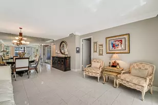 33 Abbey Ln, Delray Beach, FL 33446 - Photo 10