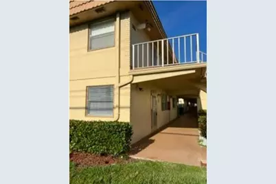 193 Saxony E, Delray Beach, FL 33446 - Photo 8