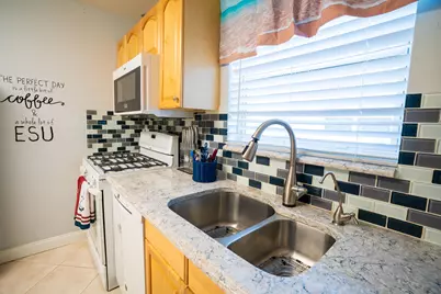 4386 Bamboo Drive, Palm Beach Gardens, FL 33410 - Photo 8