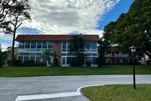 2600 SE Ocean Blvd Unit, Stuart, FL 34996 - Photo 4