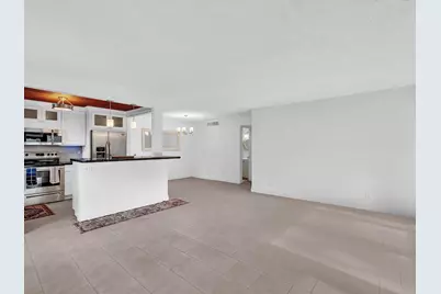 524 Osprey Drive, Unit #11B, Delray Beach, FL 33444 - Photo 4