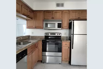 17101 Glenmoor Drive, Unit #17101, West Palm Beach, FL 33409 - Photo 2