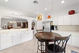 8089 Brindisi Ln, Boynton Beach, FL 33472 - Photo 14