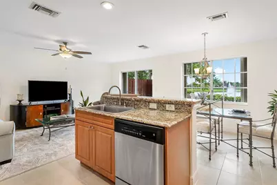 6748 Old Farm Trail, Boynton Beach, FL 33437 - Photo 4