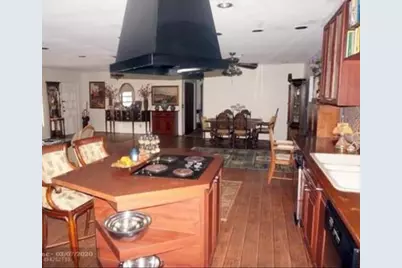 1270 NW 4th Avenue, Boca Raton, FL 33432 - Photo 6