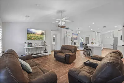 1736 21st Street SW, Vero Beach, FL 32962 - Photo 10