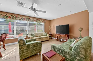 2638 E Gately Dr Unit, West Palm Beach, FL 33415 - Photo 10