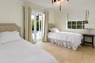 222 Miraflores Dr, Palm Beach, FL 33480 - Photo 10