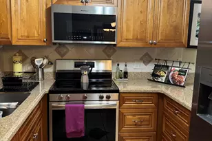 3362 Cynthia Ln, Lake Worth Beach, FL 33461 - Photo 10