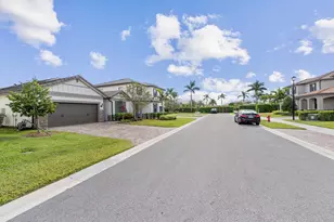 4762 Roldan Ct, Lake Worth, FL 33467 - Photo 4
