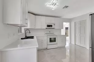 11420 Coral Bay Dr, Boca Raton, FL 33498 - Photo 8