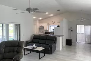 21 Columbia Ct, Deerfield Beach, FL 33442 - Photo 4