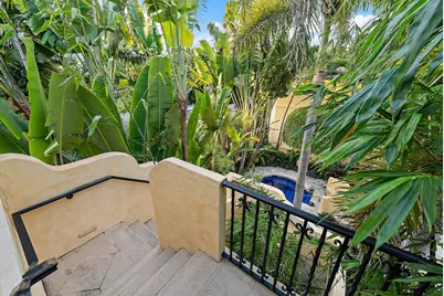 143 Clarendon Avenue, Palm Beach, FL 33480 - Photo 38