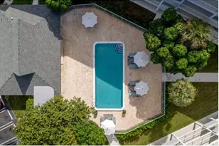 2711 Vandiver Dr, West Palm Beach, FL 33409 - Photo 8