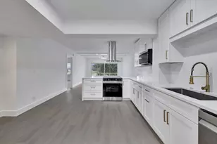 3100 N Palm Aire Dr, Pompano Beach, FL 33069 - Photo 6
