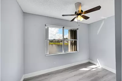 7306 Michigan Isle Road, Lake Worth, FL 33467 - Photo 32